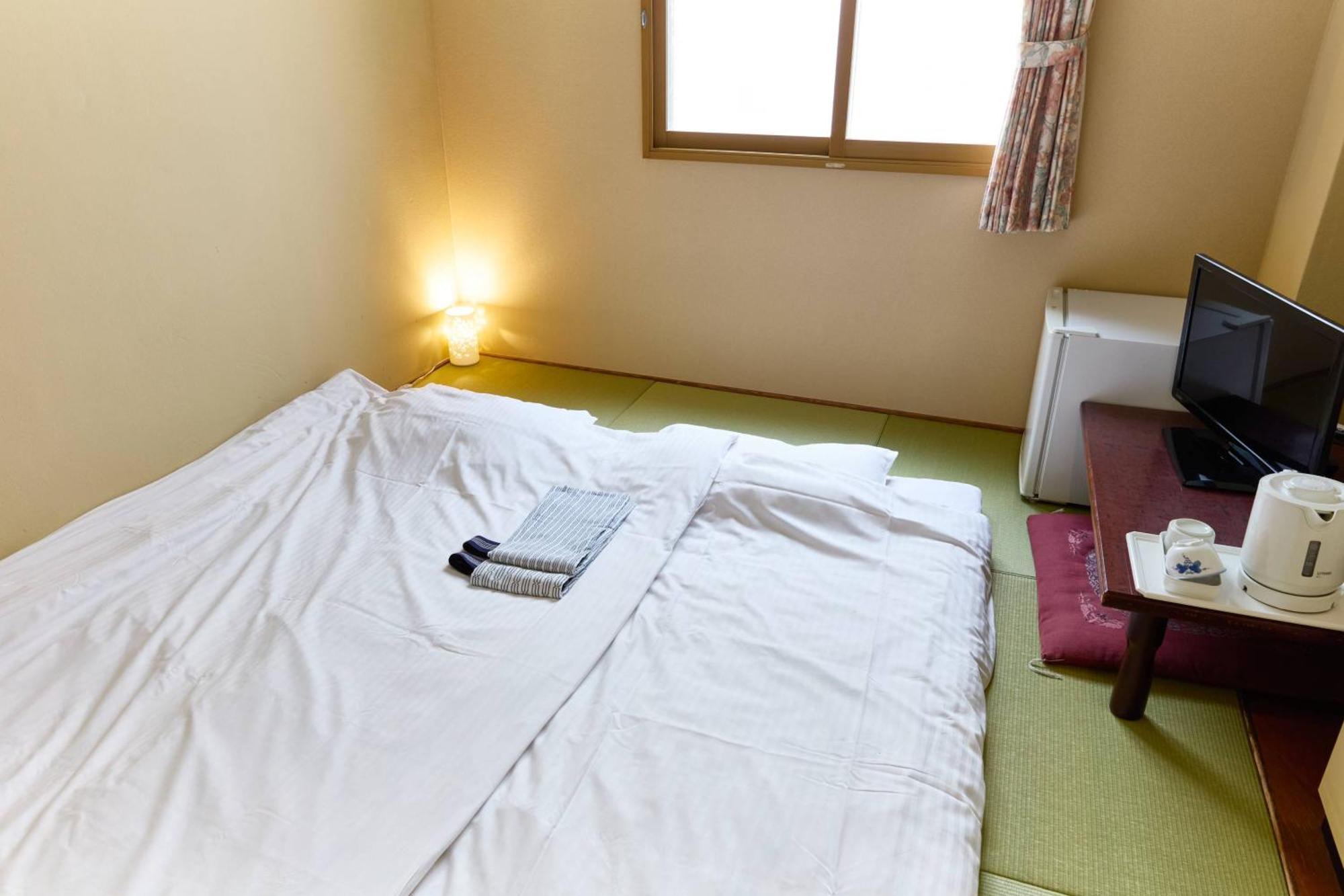 Heiwadai Hotel Arato Fukuoka  Exteriör bild